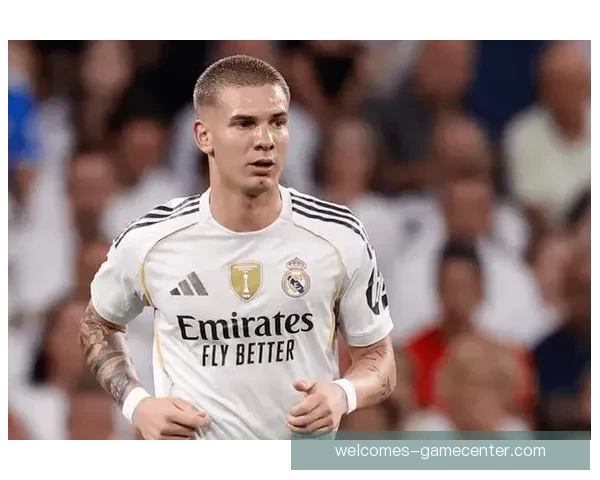 马斯坦托诺回应外界质疑我不是梅西也并非最差引援谈定位与期待